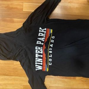 Thin sweatshirt/pull over